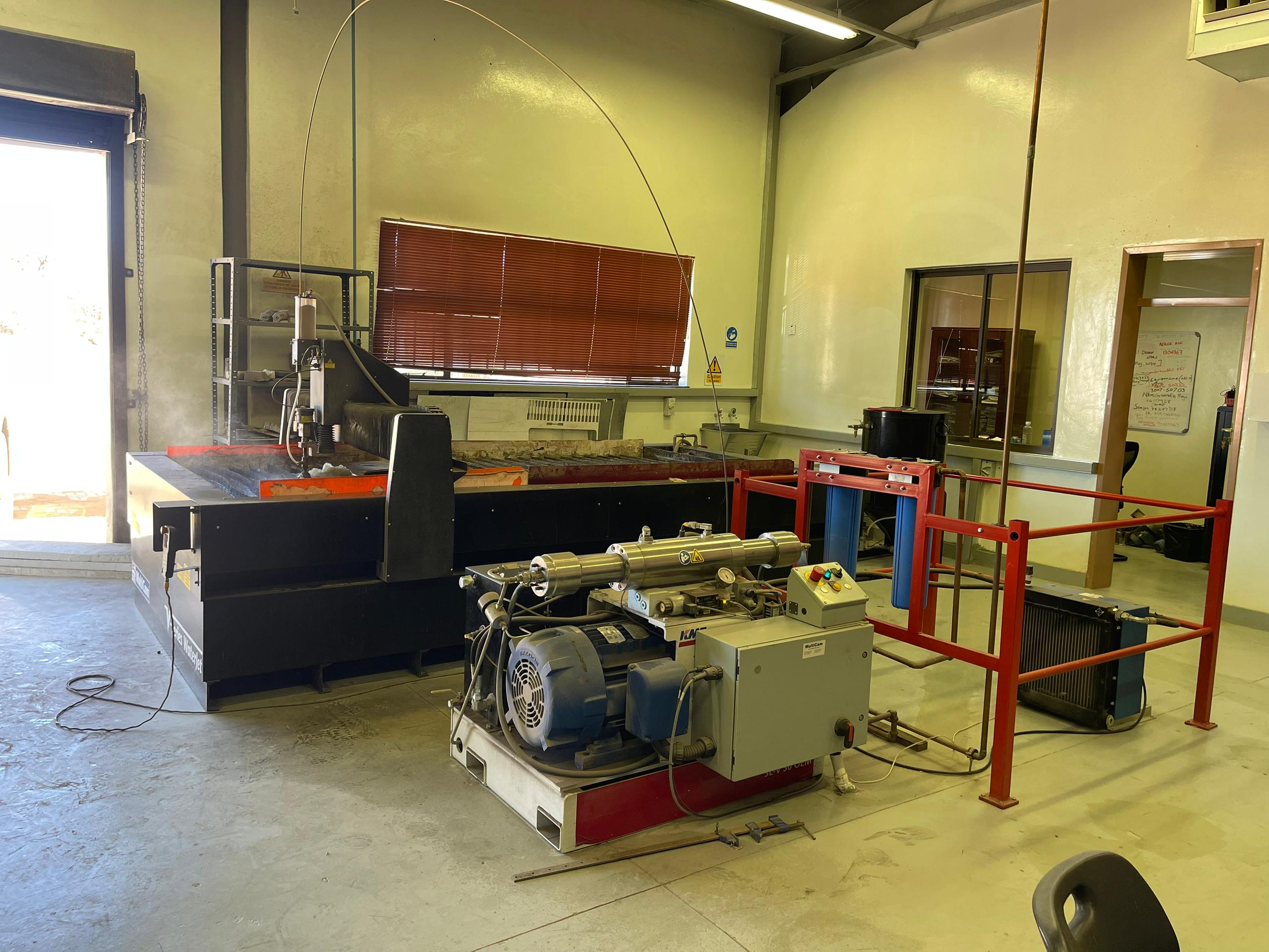Water Jet Cutter